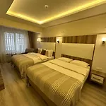 Line Hotel