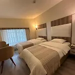 Отель Line Kirklareli