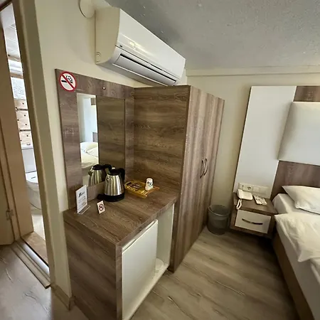 Hotel Line 3*