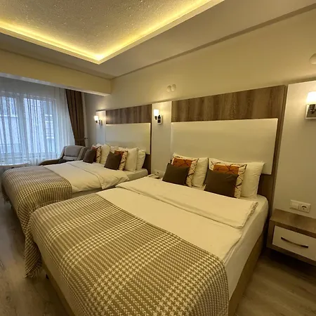 Line Hotel